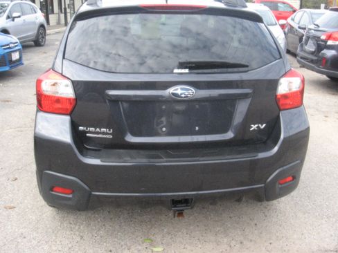 Used 2014 Subaru XV Crosstrek 2.0i Premium image 5