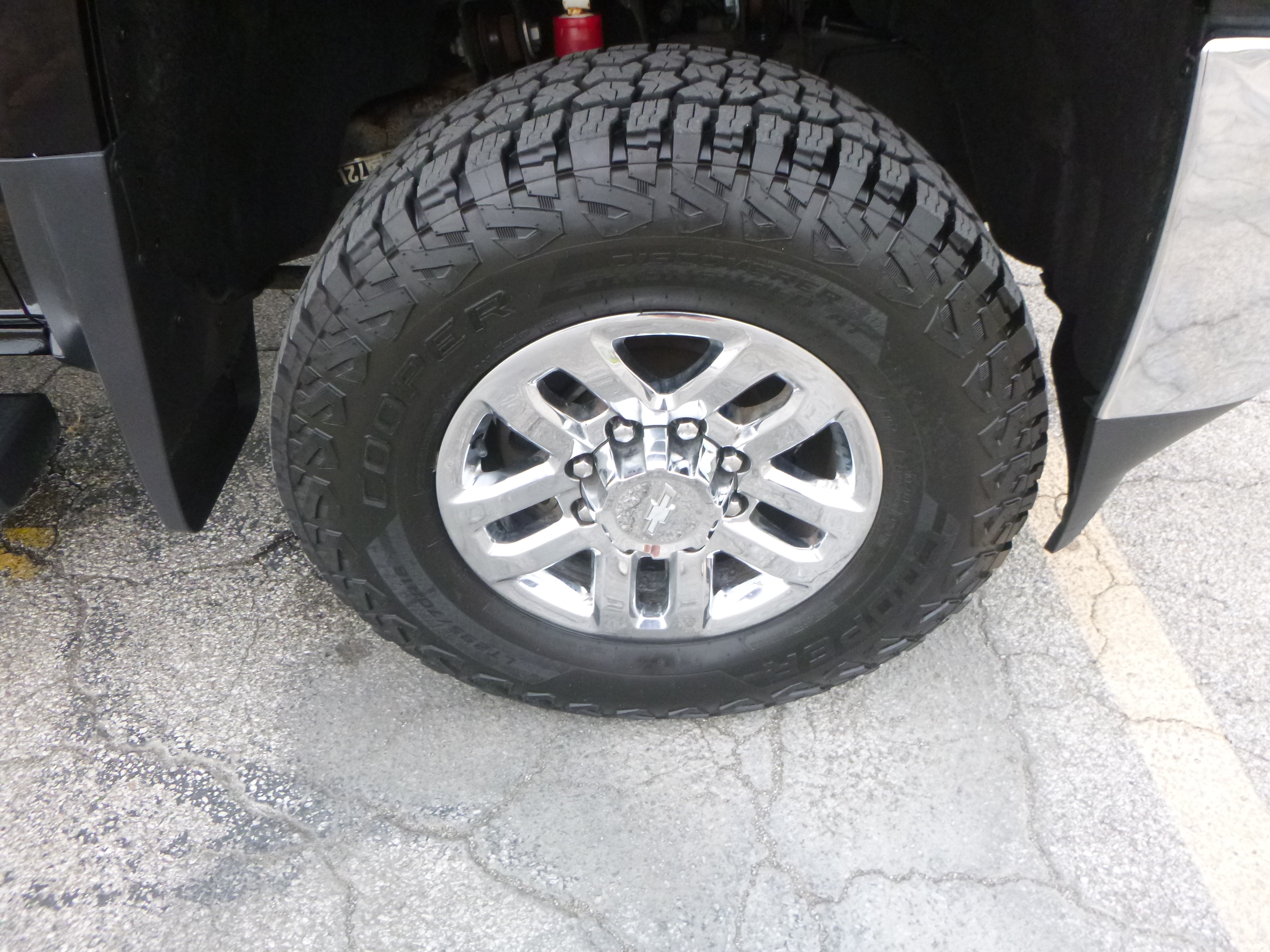 Used 2016 Chevrolet Silverado 2500 4x4 Crew Cab LTZ image 5