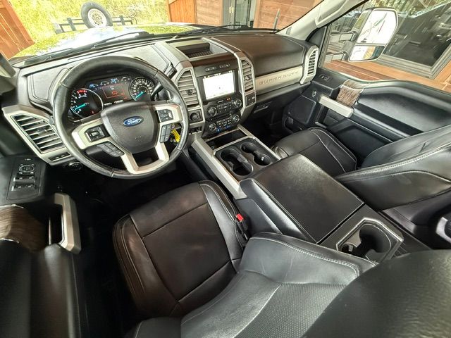 Used 2017 Ford F250 4x4 Crew Cab Super Duty image 17