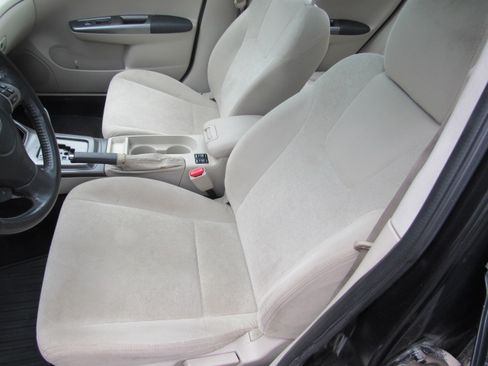 Used 2011 Subaru Impreza 2.5i Premium image 11