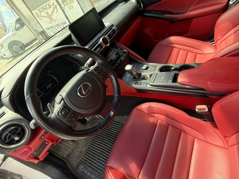 Used 2021 Lexus IS 350 F Sport RWD image 7
