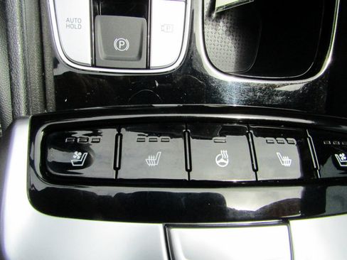 Used 2022 Hyundai Santa Cruz Limited AWD/4WD image 25