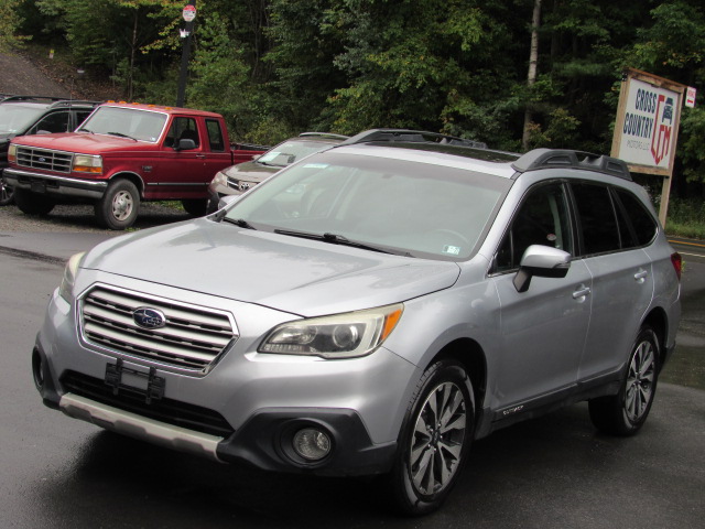Used 2015 Subaru Outback 2.5i Limited AWD/4WD image 1