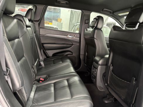 Used 2014 Jeep Grand Cherokee 4WD Limited image 15