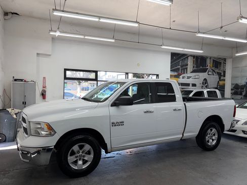 Used 2018 RAM 1500 2WD Quad Cab SLT image 2