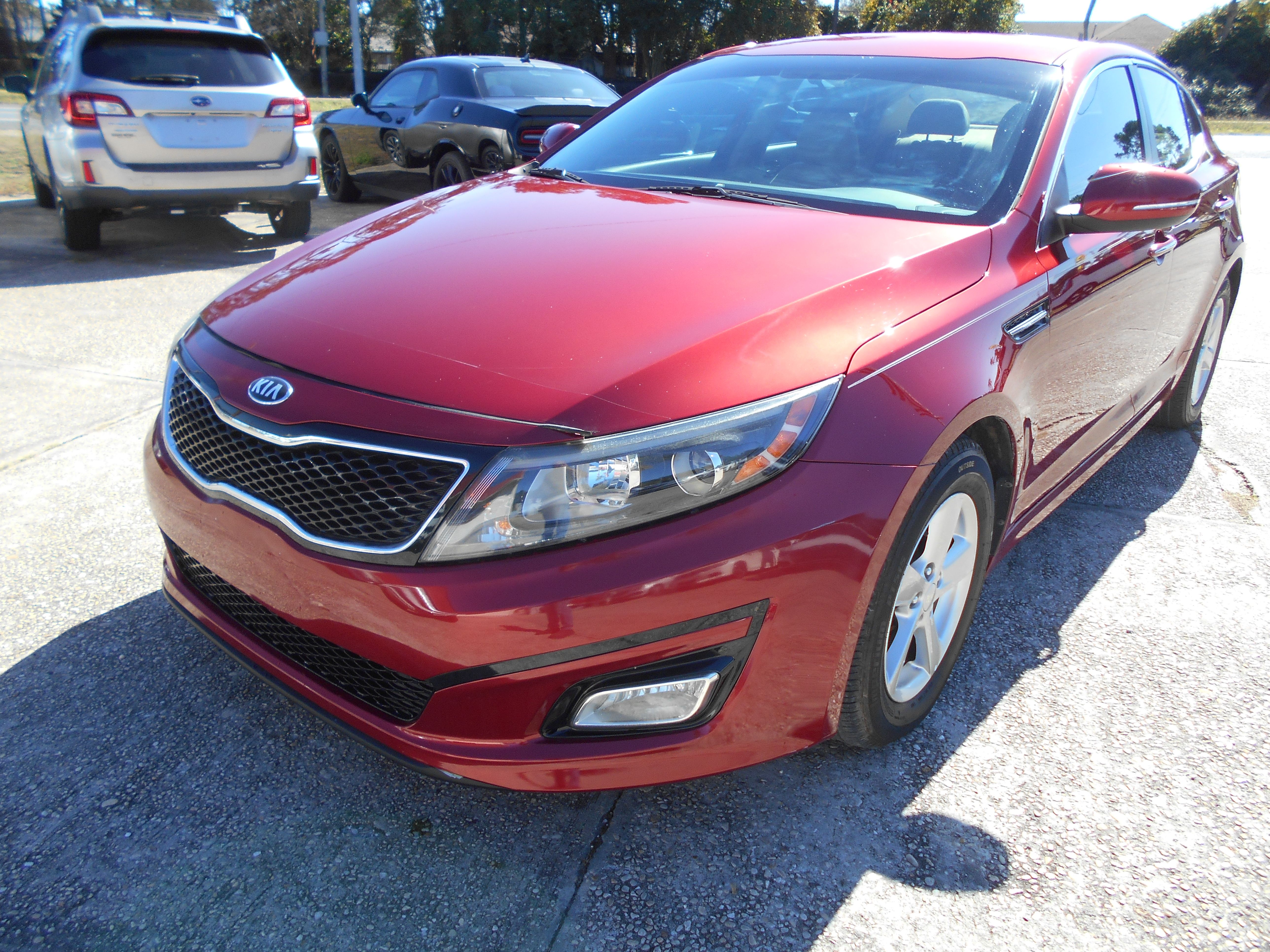 Used 2015 Kia Optima LX FWD image 2