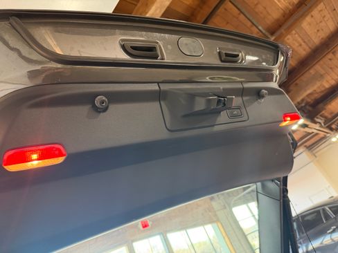 Used 2014 Porsche Panamera 4S image 37