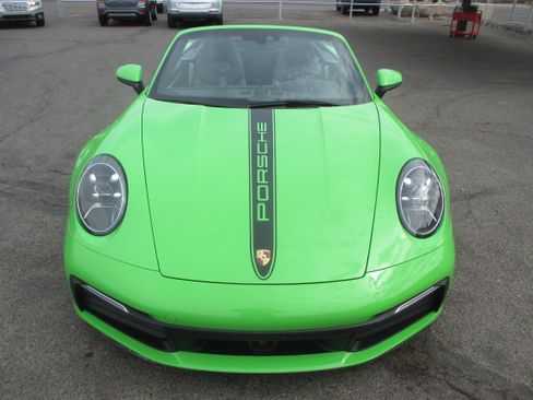 Used 2020 Porsche 911 Carrera S Cabriolet 2D RWD image 24