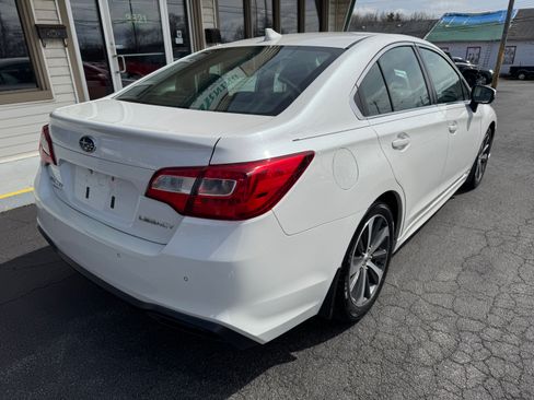 Used 2018 Subaru Legacy 2.5i Limited AWD/4WD image 6