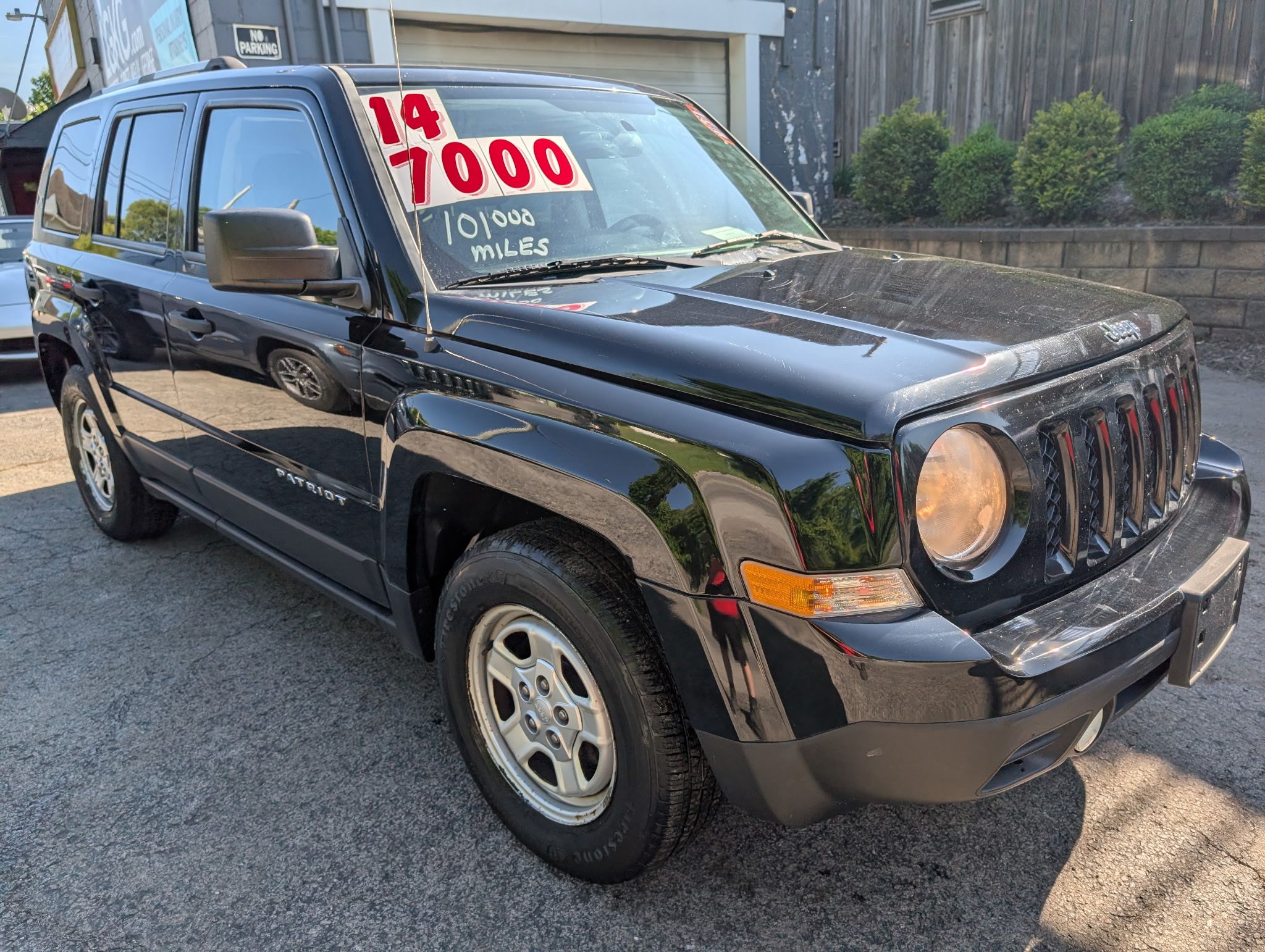 Used 2014 Jeep Patriot FWD Sport image 3