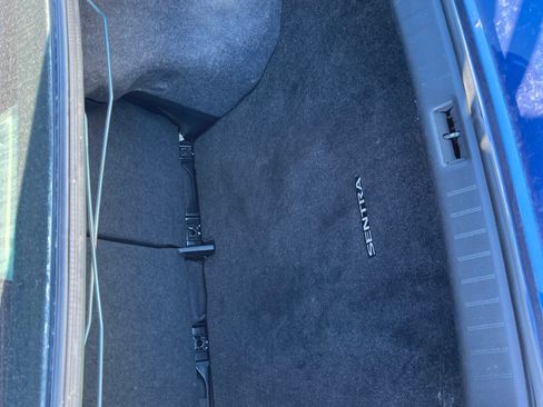 Used 2019 Nissan Sentra S image 7