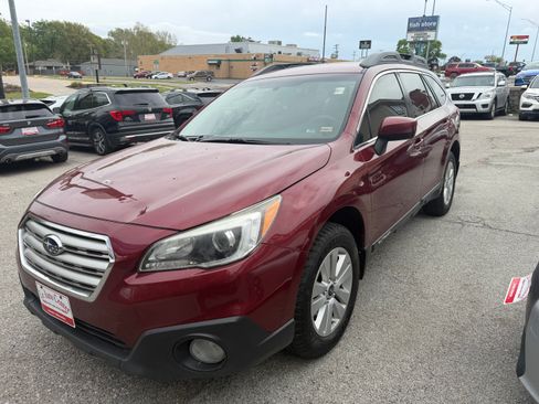 Used 2015 Subaru Outback 2.5i Premium AWD/4WD image 5