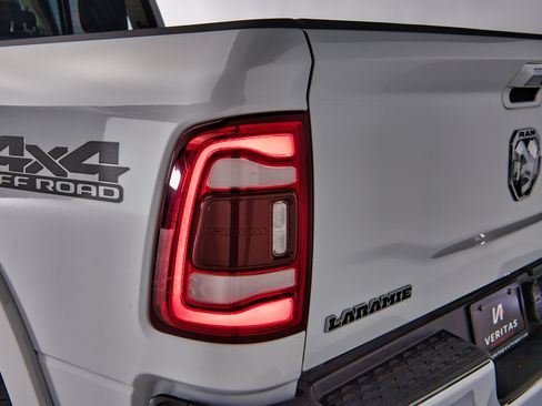 Used 2020 RAM 2500 4x4 Crew Cab Laramie image 10