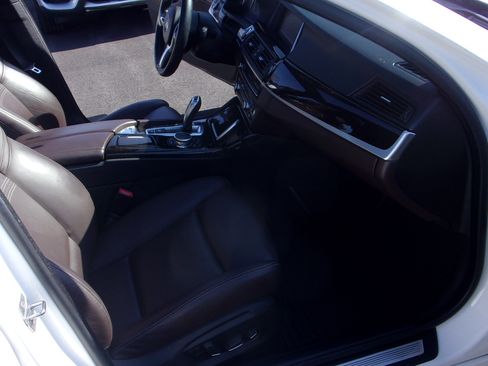 Used 2015 BMW 535i xDrive xDrive w/ M Sport Package image 27