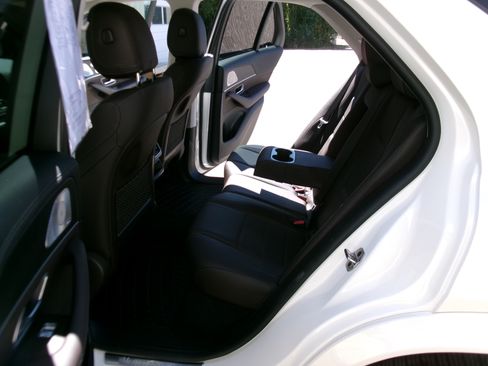Used 2023 Mercedes-Benz GLE 350 image 5