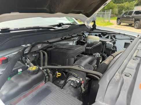 Used 2017 Chevrolet Silverado 2500 4x4 Crew Cab image 26