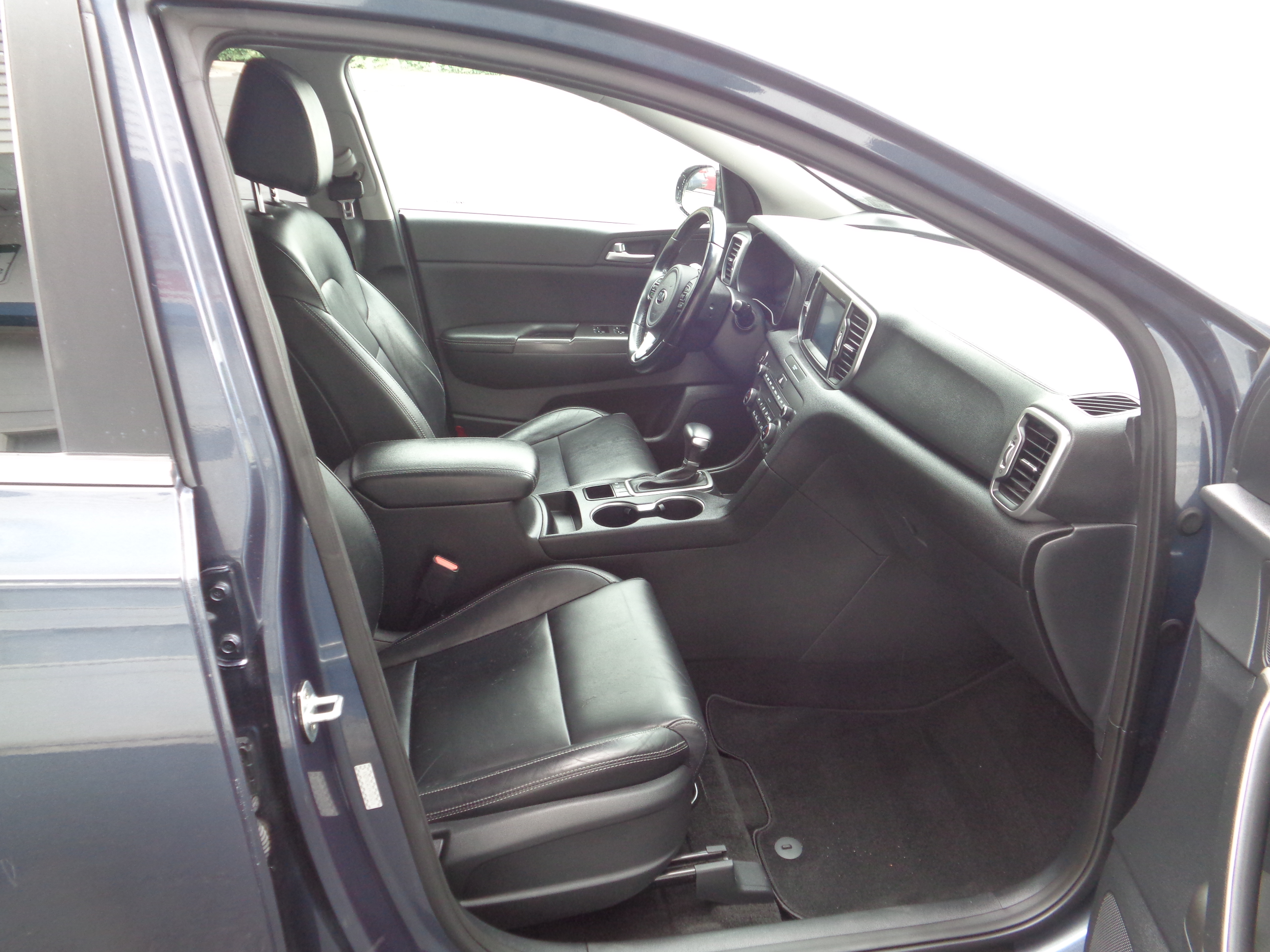 Used 2017 Kia Sportage AWD EX image 7