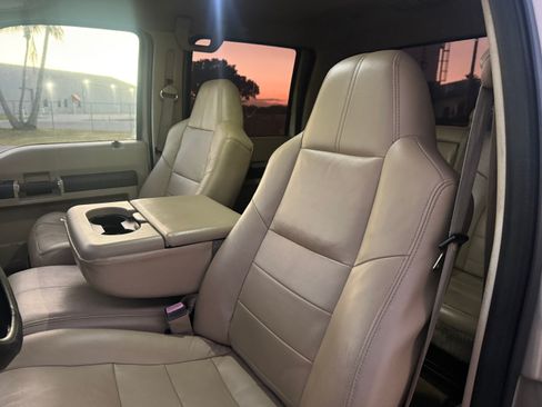 Used 2010 Ford F350 Lariat image 62