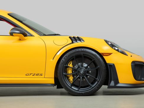 Used 2018 Porsche 911 GT2 RS image 63