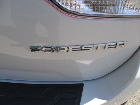 Used 2020 Subaru Forester 2.5i Limited Sport Utility 4D AWD/4WD image 13