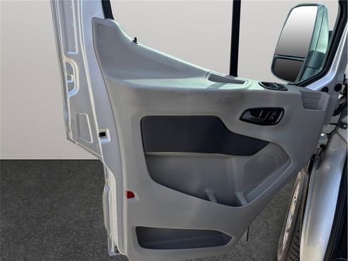 Used 2019 Ford Transit 150 image 20