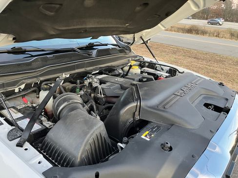 Used 2021 RAM 3500 Tradesman image 10