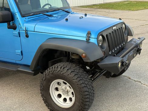 Used 2010 Jeep Wrangler 4WD Sport image 49
