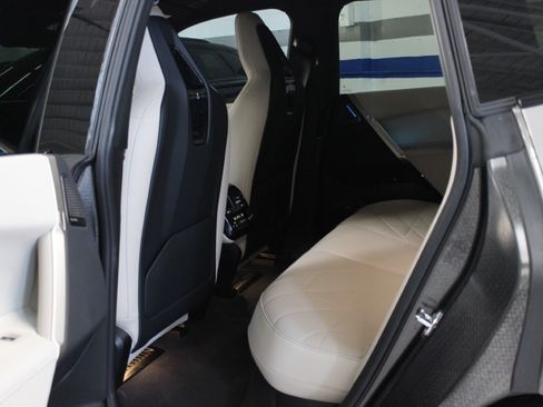Used 2024 BMW iX M60 AWD/4WD image 38