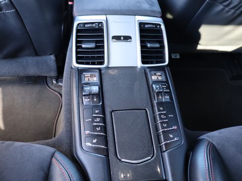 Used 2016 Porsche Panamera GTS image 19