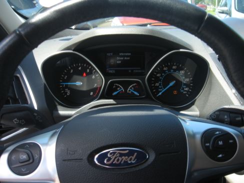 Used 2013 Ford Escape 4WD SEL image 10
