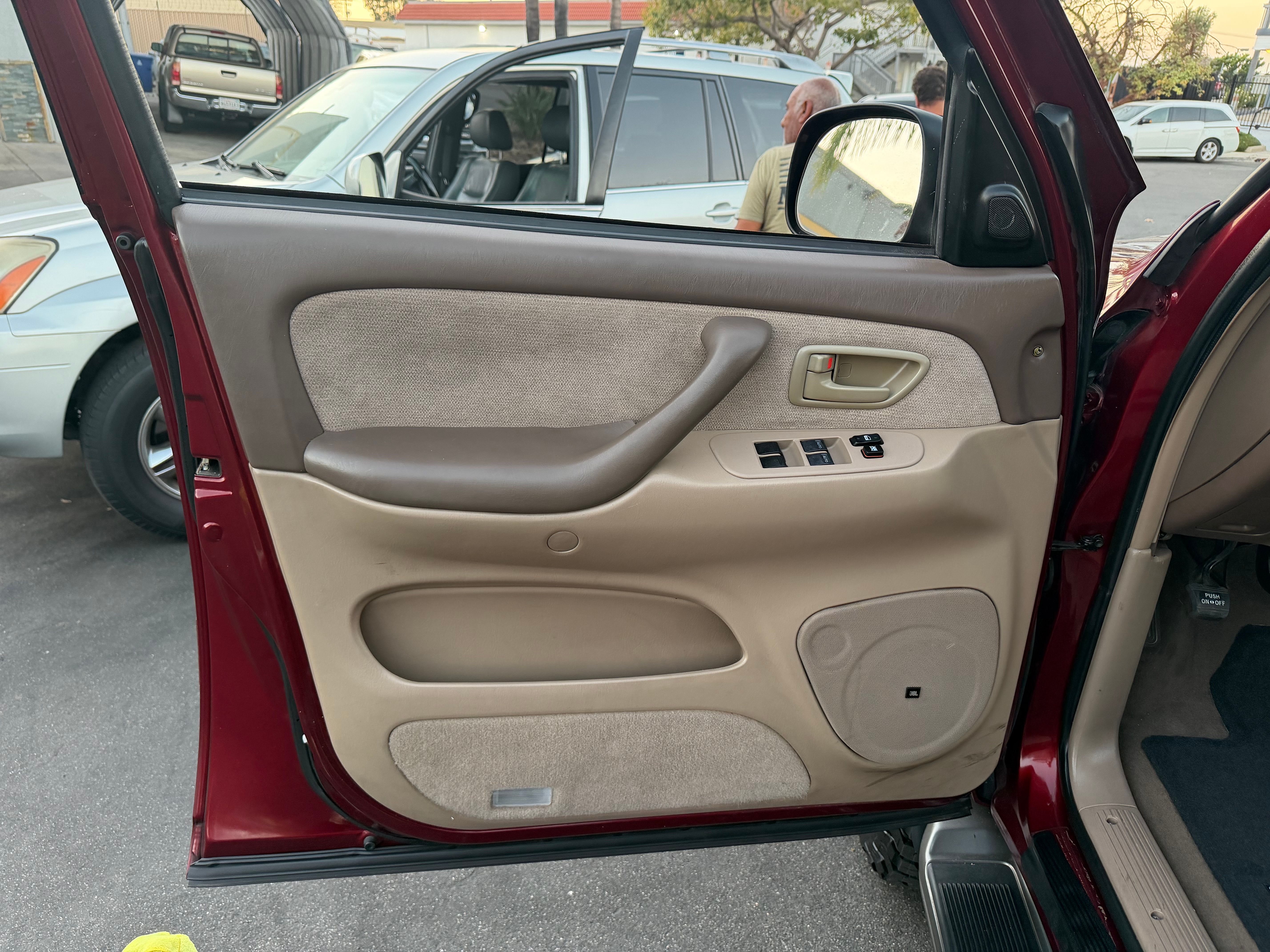 Used 2003 Toyota Sequoia 4WD SR5 image 20