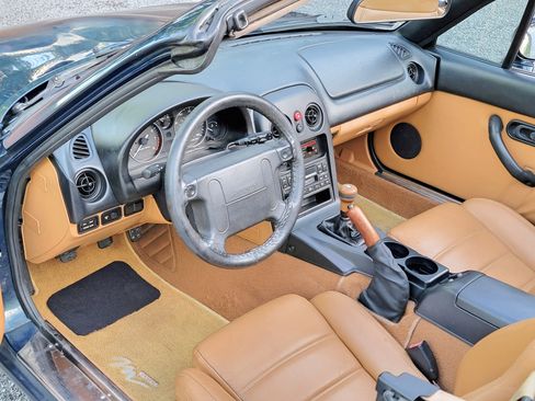 Used 1994 MAZDA MX-5 Miata M-Edition RWD image 38