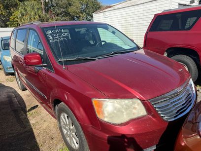 Used 2014 Chrysler Town & Country Touring