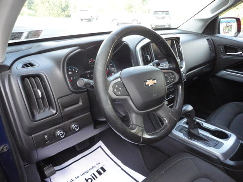 Used 2019 Chevrolet Colorado 4x4 Crew Cab LT image 17