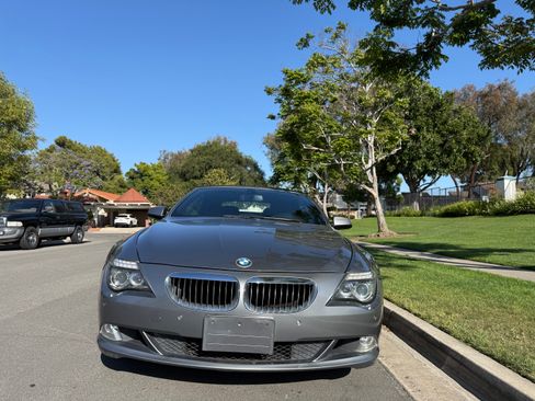 Used 2010 BMW 650i Convertible RWD image 1