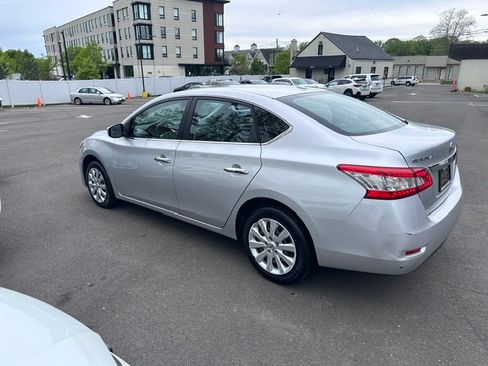 Used 2015 Nissan Sentra SV FWD image 4