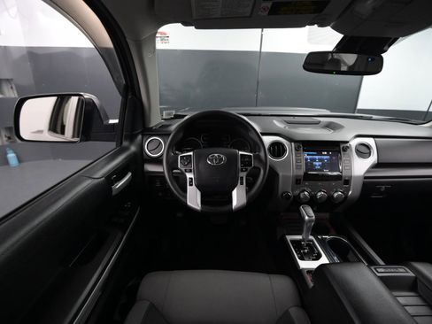 Used 2018 Toyota Tundra SR5 image 26