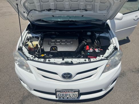 Used 2012 Toyota Corolla LE FWD image 24