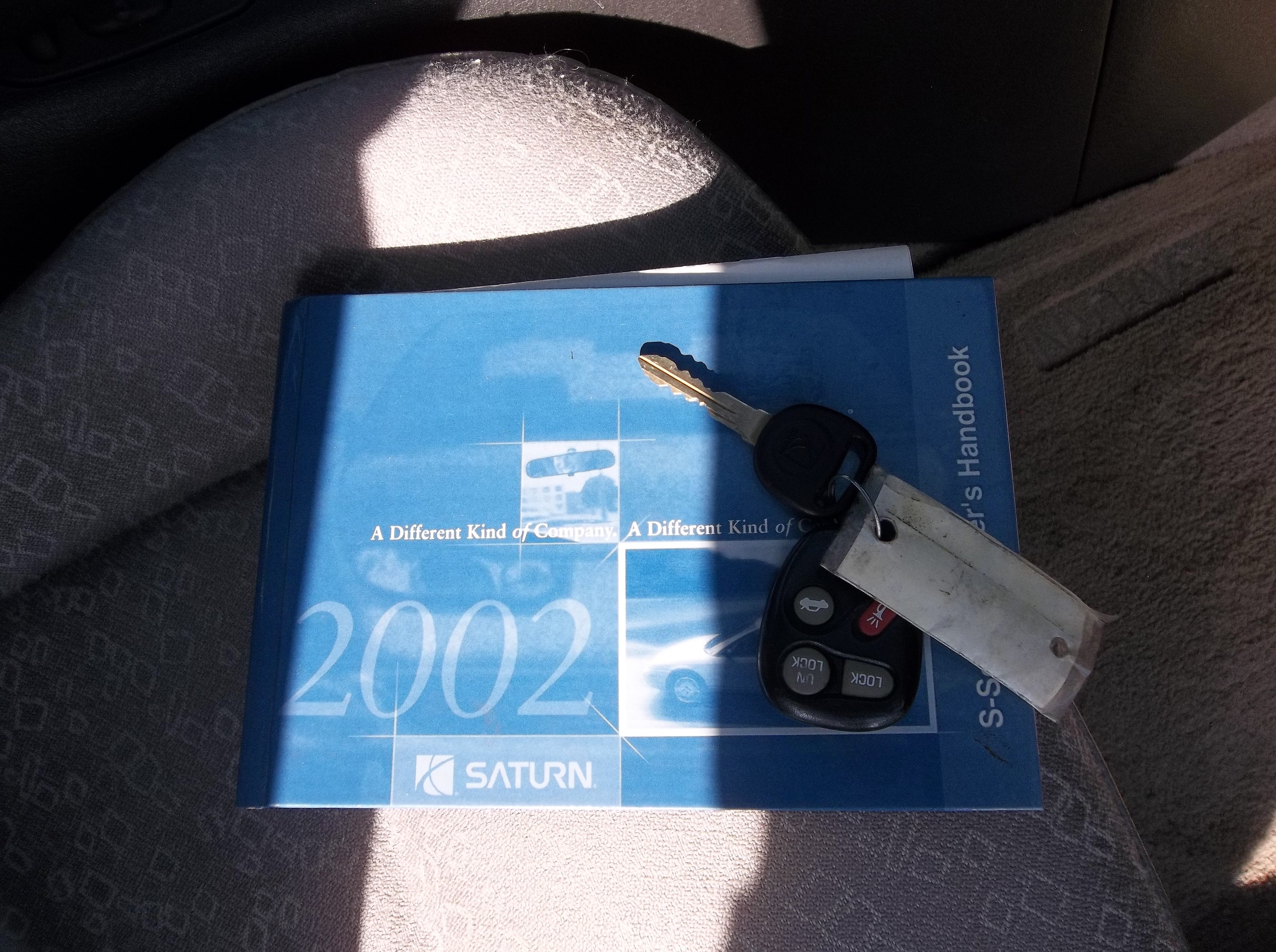 Used 2002 Saturn S-Series SL1 Sedan FWD image 5