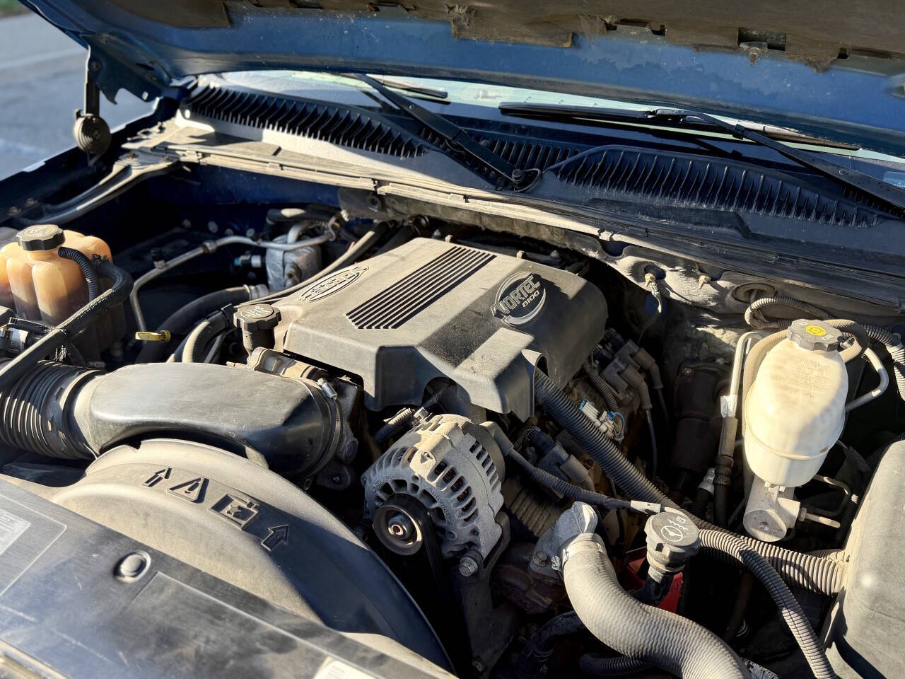 Used 2003 Chevrolet Avalanche 4x4 2500 LS image 4