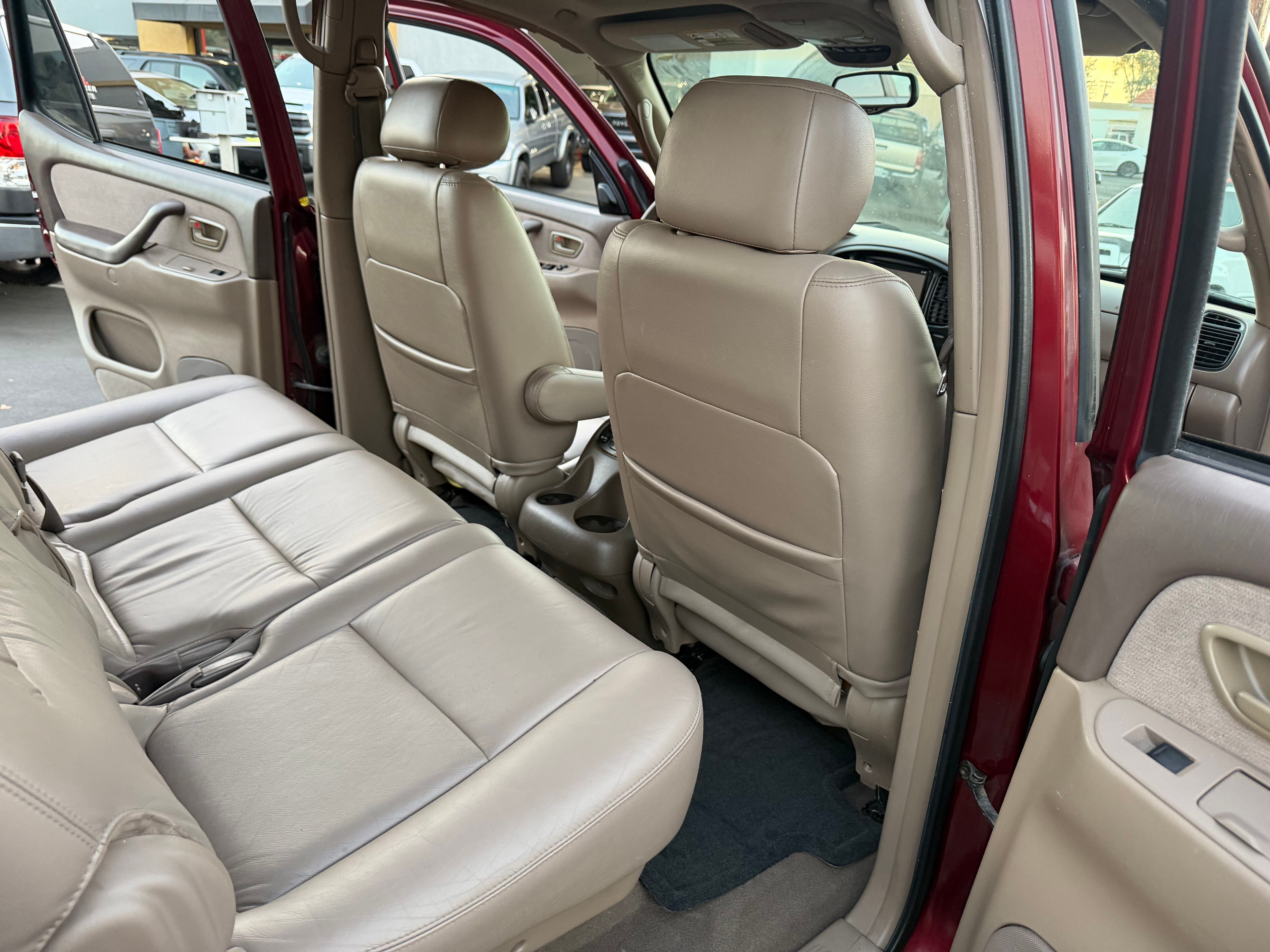Used 2003 Toyota Sequoia 4WD SR5 image 28