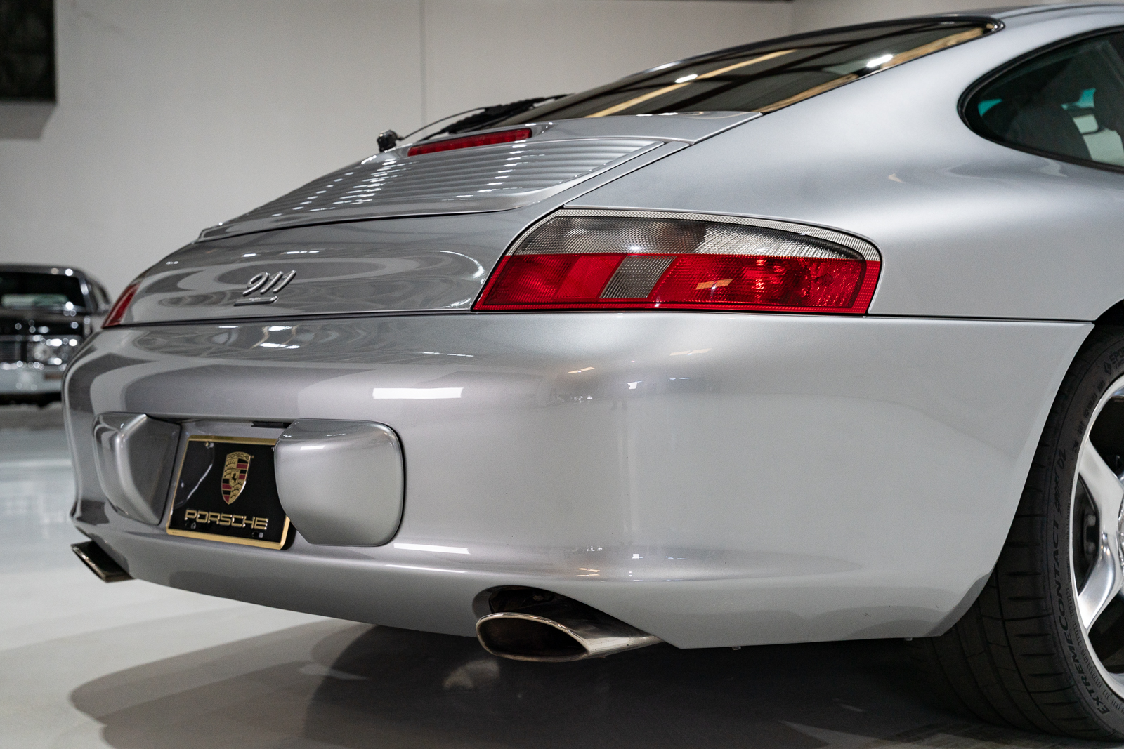 Used 2004 Porsche 911 40th Anniversary Coupe RWD image 43