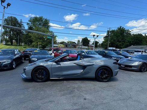 Used 2024 Chevrolet Corvette Z06 image 3