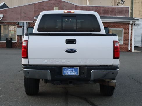 Used 2011 Ford F250 Lariat image 6