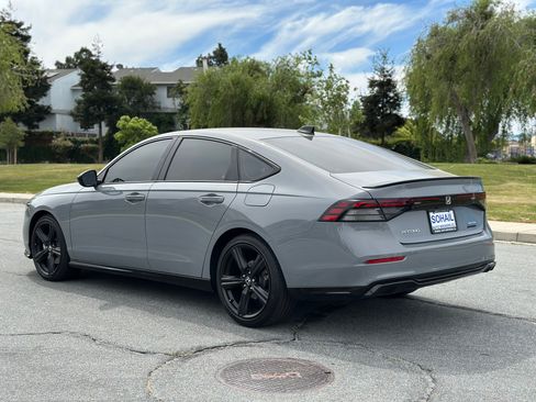 Used 2024 Honda Accord Hybrid Sport-L image 3