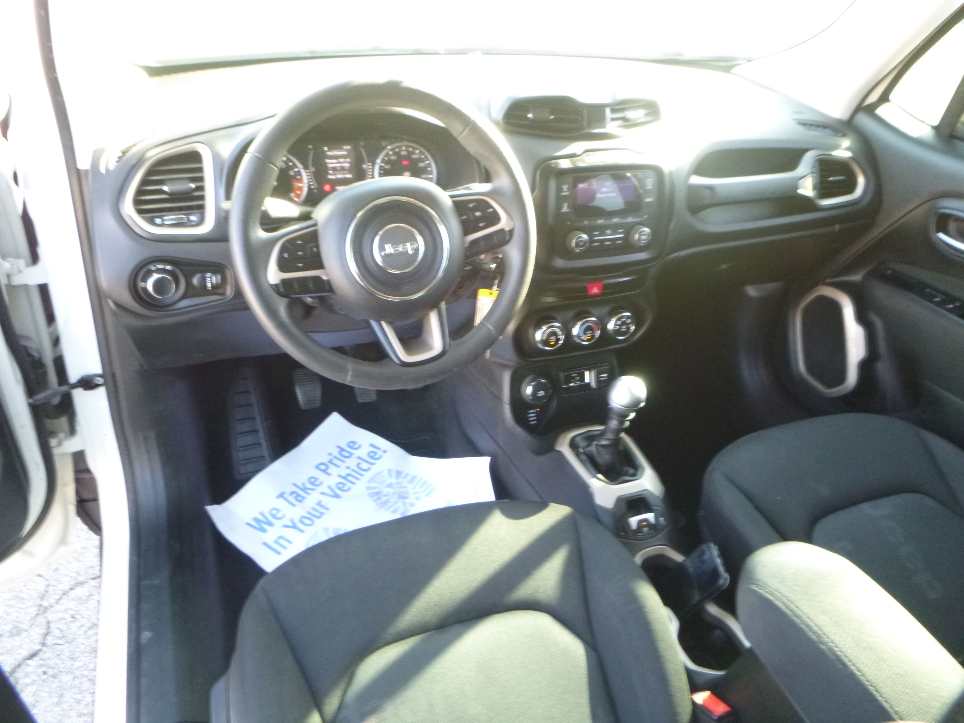 Used 2016 Jeep Renegade 4WD Sport image 17