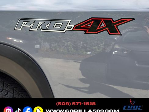 Used 2023 Nissan Frontier 4x4 Crew Cab PRO-4X image 22