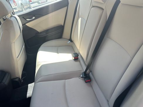 Used 2016 Honda Civic EX image 10