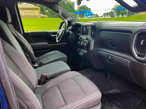 Used 2021 Chevrolet Silverado 1500 LT image 23