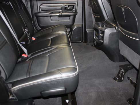 Used 2023 RAM 3500 Limited image 29